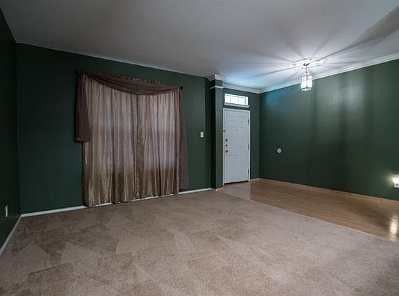 4th image of 2421 Galemeadow Dr