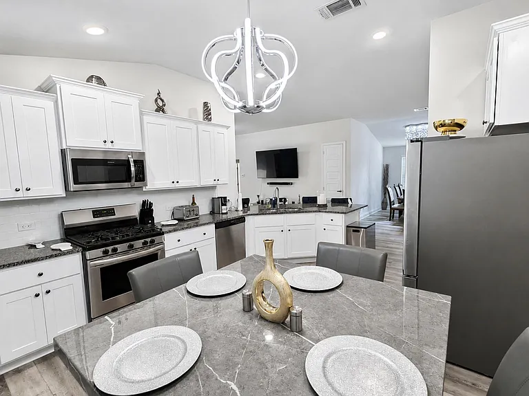 10142 Whitney Reach Dr — Photo 5
