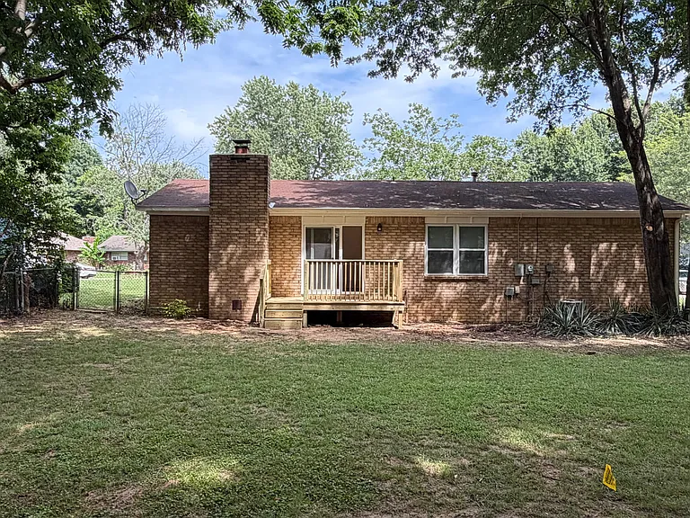1841 N Seminole Ct — Photo 10