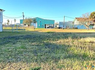 3 W Maple St, Pt O Connor, TX 77982