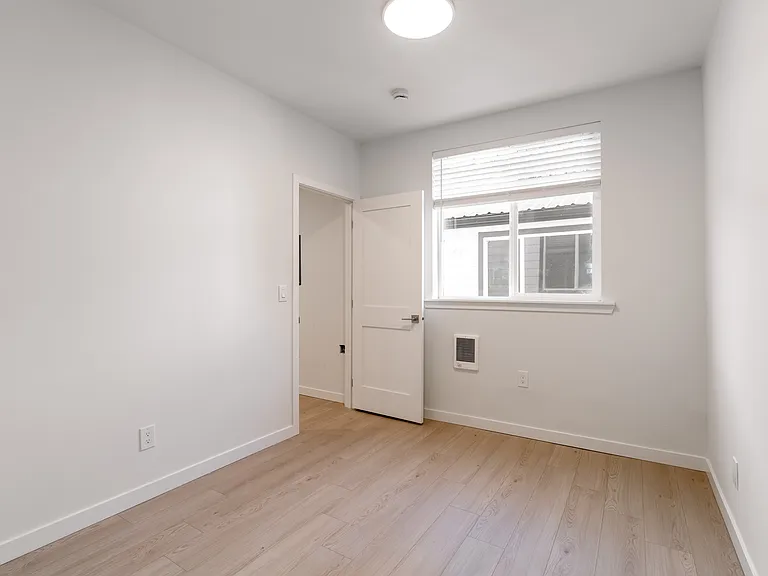 8623B 8th Ave SW #B — Photo 10