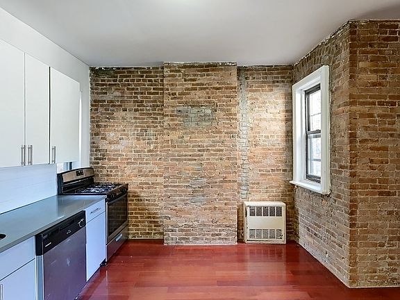 5th image of 1486 Bedford Ave #4B4