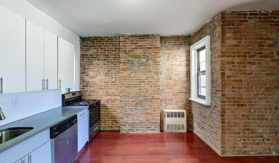 1st image of 1486 Bedford Ave #B4