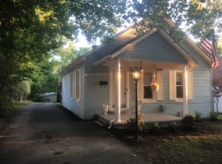 712 W Walnut St, Dickson, TN 37055