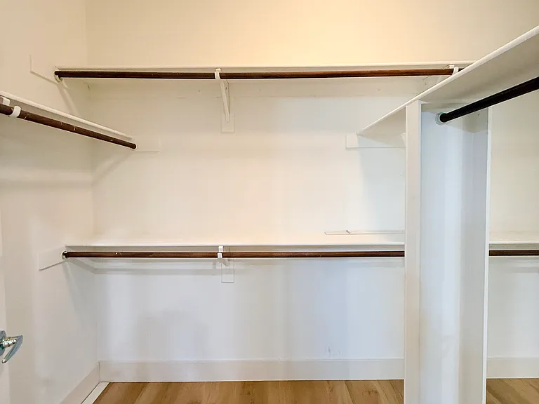 12190 Roseville Dr — Photo 21