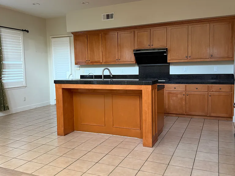 1682 Prima Dr — Photo 17