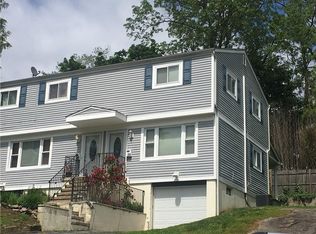 27 Benedict Ct, Norwalk, CT 06850