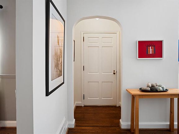 2nd image of 1701 E Clifton Rd NE