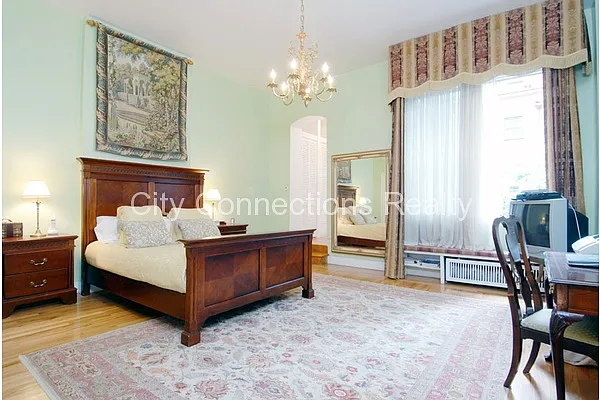 Rented by City Connections Realty | media 28
