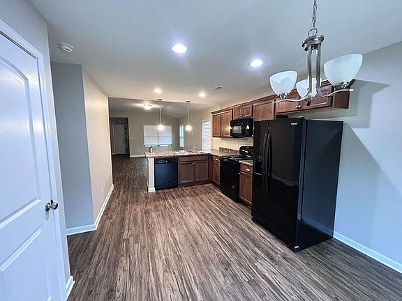 2nd image of 180 Winstead Cir
