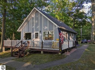 4589 Sunset Dr, Hale, MI 48739