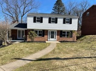 1233 Holy Cross Dr, Monroeville, PA 15146