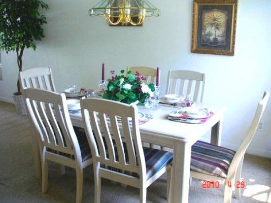 HR4P464GC-formal-dining-area