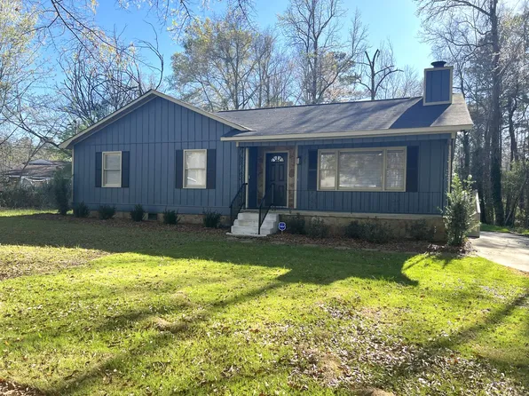 221 Jefferson Cir, Macon, GA 31220