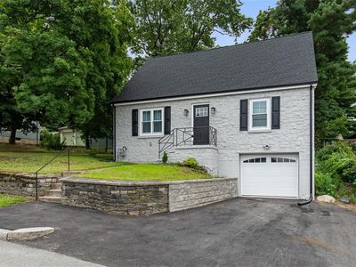 162 Colonial Rd, Providence, RI, 02906
