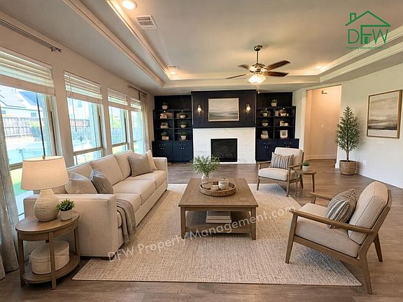 2nd image of 2151 Lassen Dr