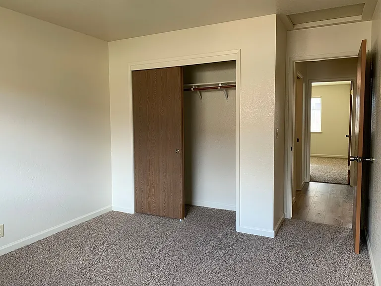 Highland 1591 — Photo 18