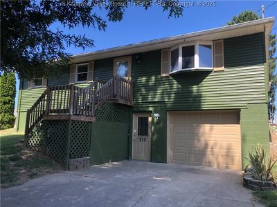 219 7th St, New Haven, WV, 25265