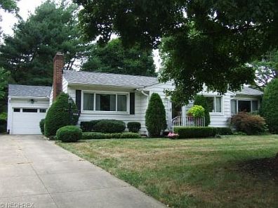 2nd image of 2878 Parkwood Dr