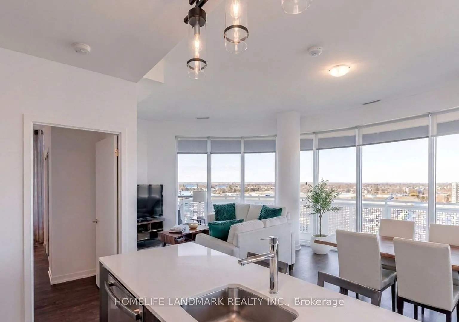 2 bed, $3,400 — Photo 2