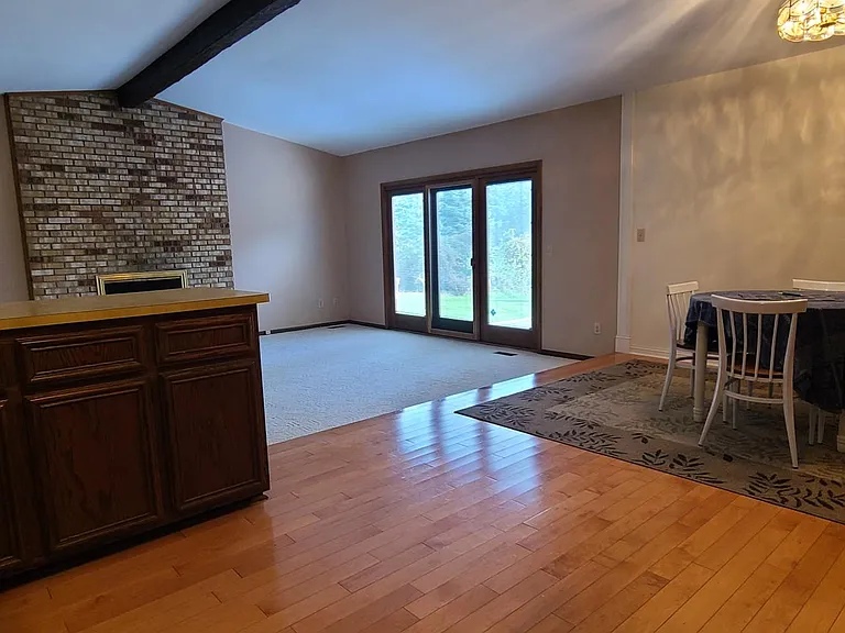 Open Floor plan, back sliding doors to the Back Patio.