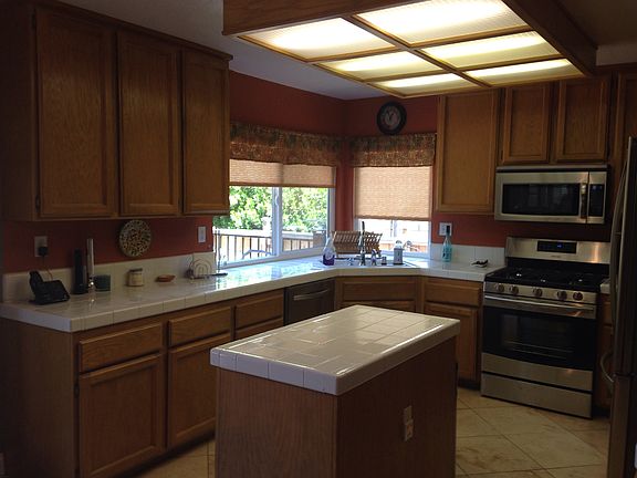 2nd image of 1312 Palmerston Loop