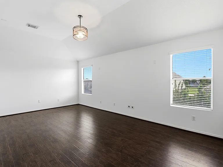 18427 Grove Brook Ln — Photo 23