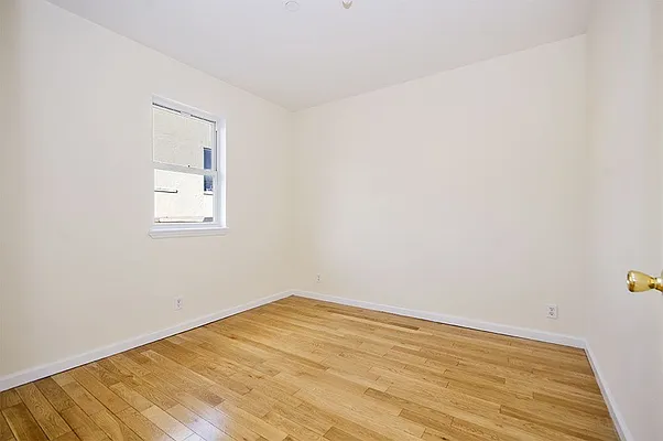 Rented by Level Group | media 13