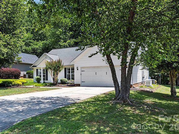 3rd image of 4286 Timberwood Dr