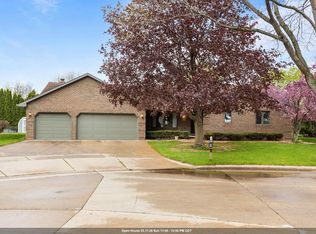 21 Kensington Ct, Appleton, WI 54915