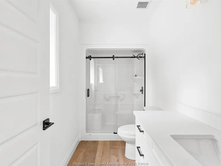 121 Allison Ave — Photo 18