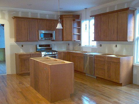 KITCHEN W/ GRANITE AND SS APPLIANCES