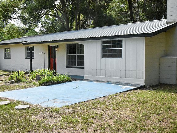 2nd image of 7451 Crill Ave