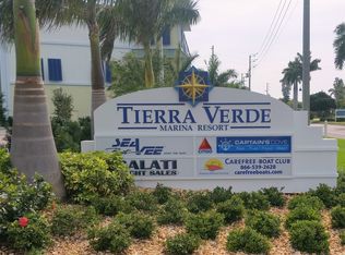 402 Madeira Cir, Tierra Verde, FL 33715