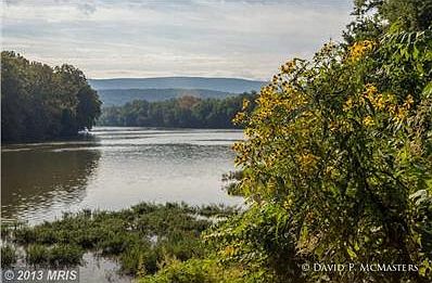 VIEW UPRIVER TOWARD VA, GORGEOUS STRETCH OF RIVER