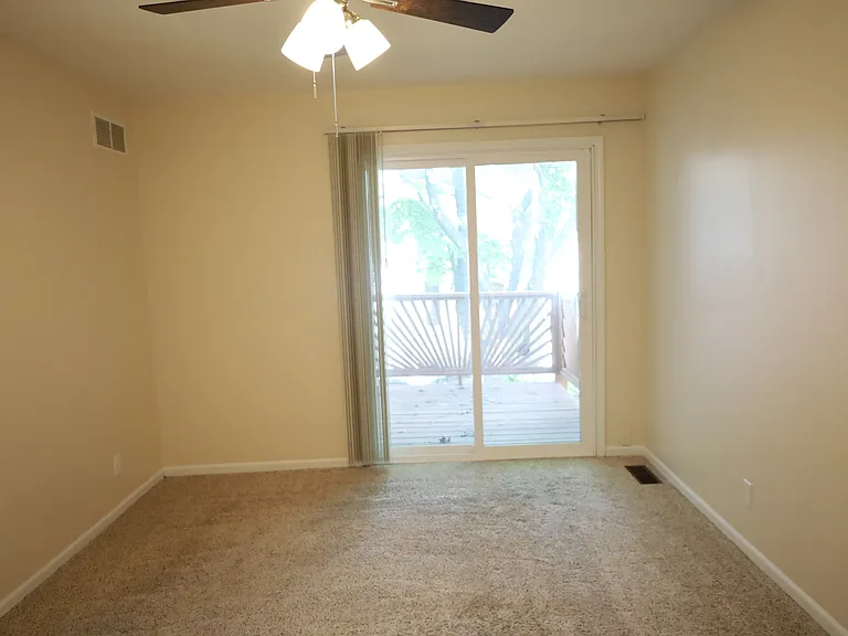 12820 S Arapaho Dr — Photo 2