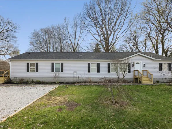 2806 Pomatan Ave, Akron, OH 44312