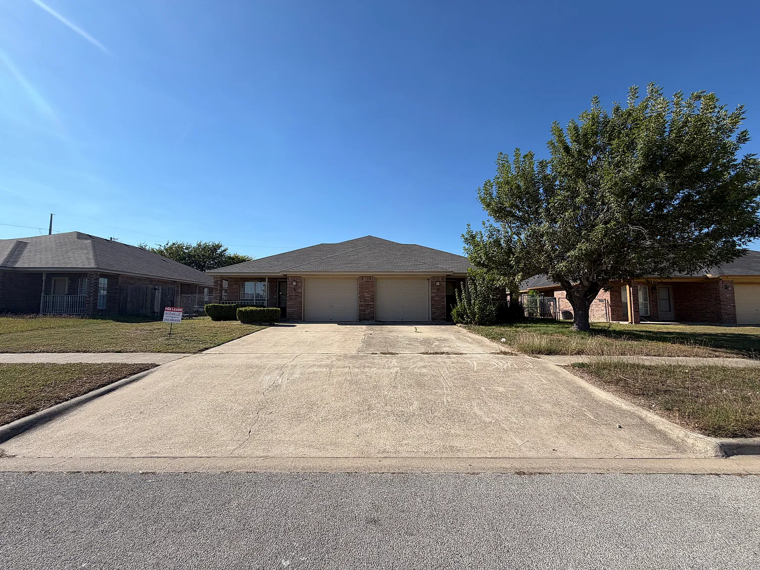 3 bed, 1300 sqft, $1,125 — Photo 1