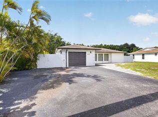 4572 32nd AVE SW, NAPLES, FL 34116
