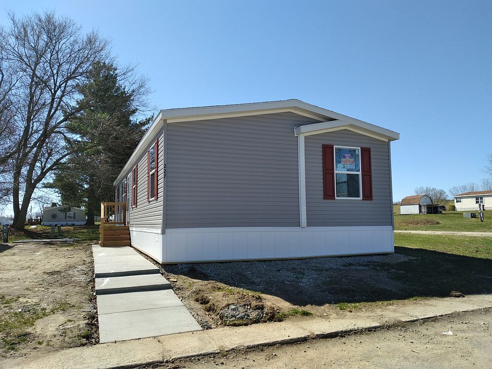 1st image of 227 Sutherland Dr #645