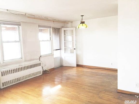 4th image of 13810 Franklin Ave APT 9N