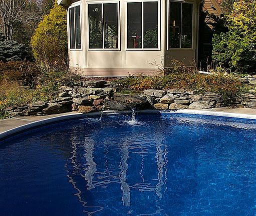 sunroom & kidney pool