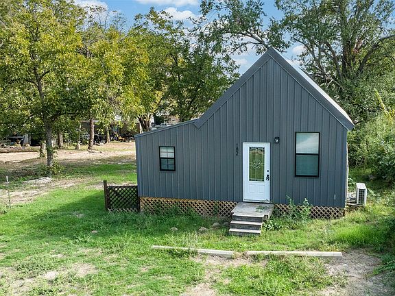 2nd image of 182 Starfish Ln