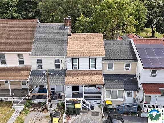 3rd image of 2672 Levans Rd