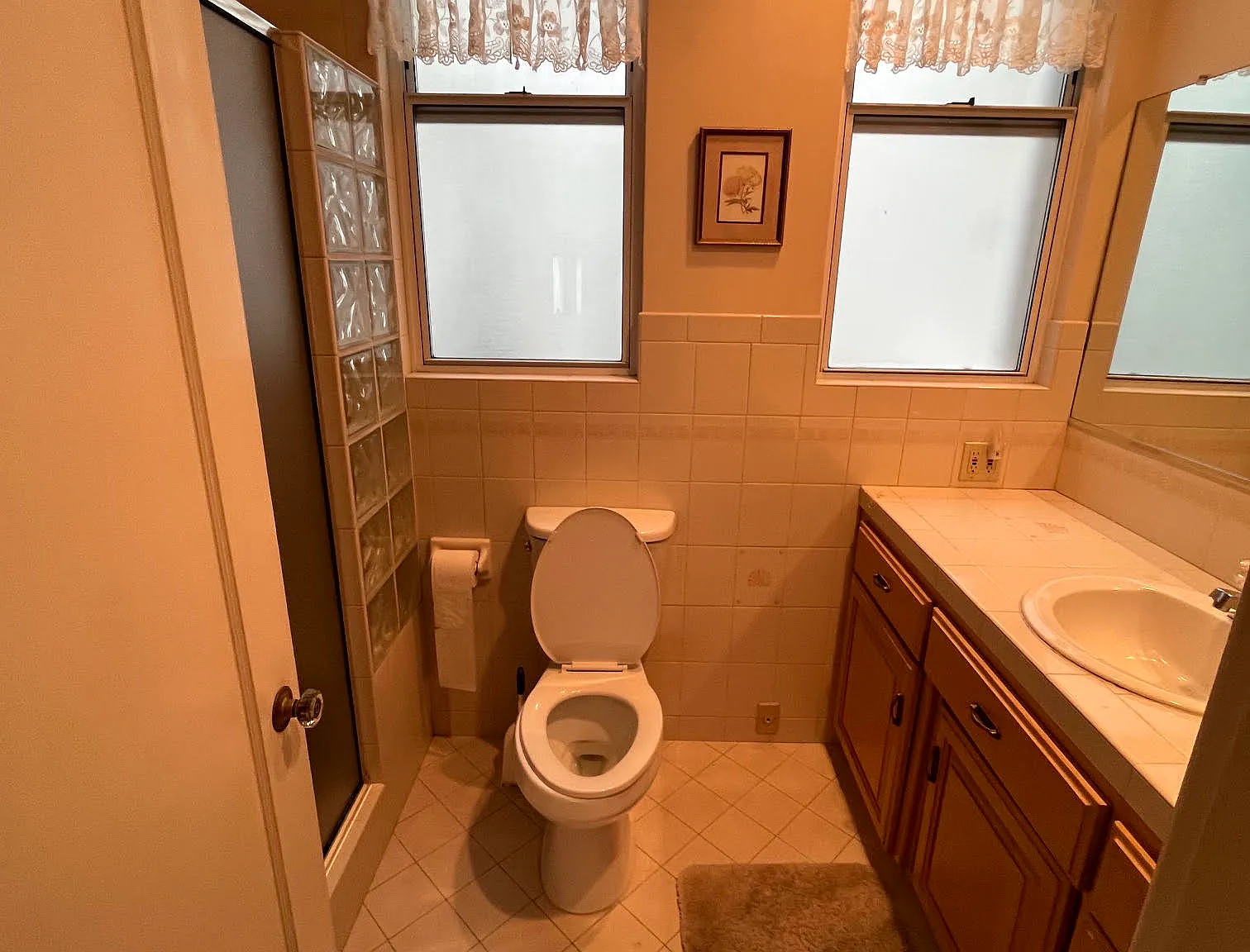 2 bed, 850 sqft, $7,000 — Photo 4