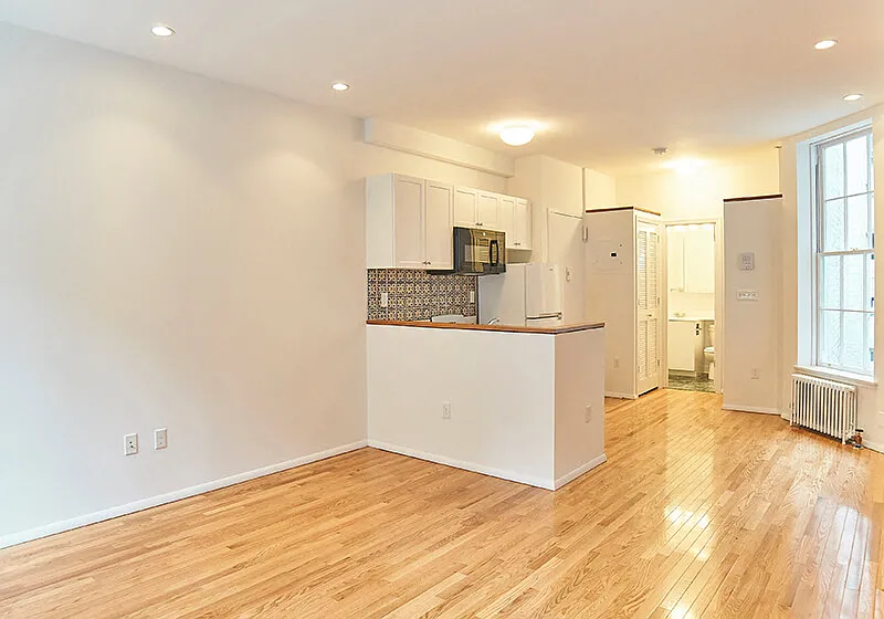 322 East 81st Street — Photo 3
