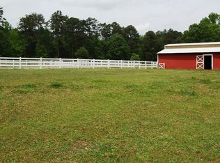 1410 Helmer Rd, Fayetteville, GA 30214