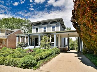 6824 W Ardmore Ave, Chicago, IL 60631