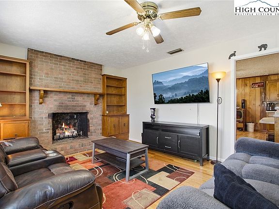 3rd image of 3266 Coble Dairy Road