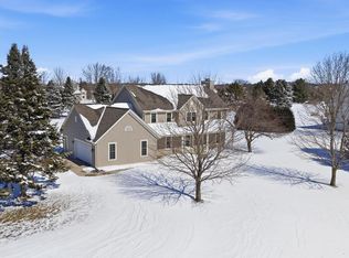 N66W35104 Lappland CROSSING, Oconomowoc, WI 53066